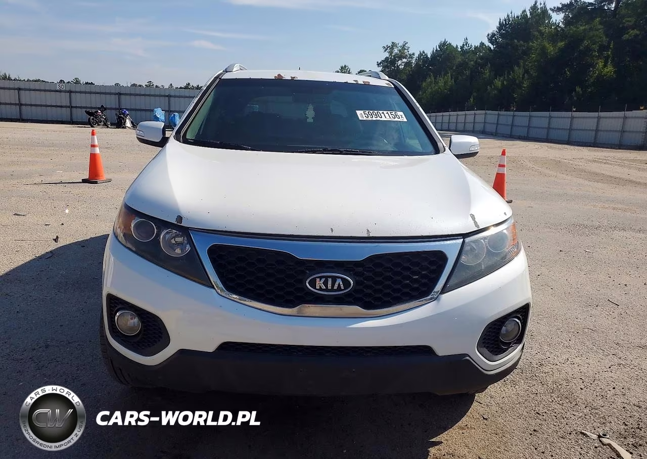 2013 Kia Sorento Lx VIN:5XYKT4A61DG409943 - 5