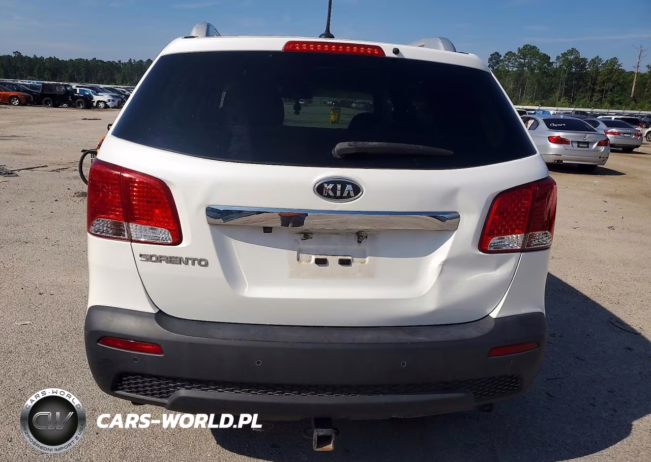 2013 Kia Sorento Lx VIN:5XYKT4A61DG409943 - 6