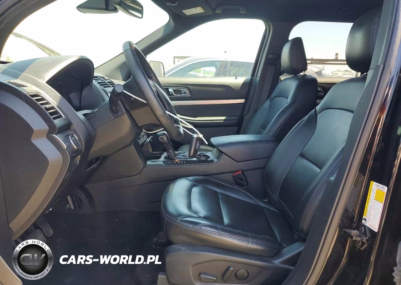 2019 Ford Explorer Xlt VIN:1FM5K7D89KGA10041 - 7