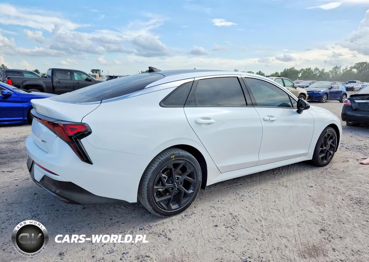 2026 Kia K5 Gt Line VIN:KNAG64J7XT5502194 - 3