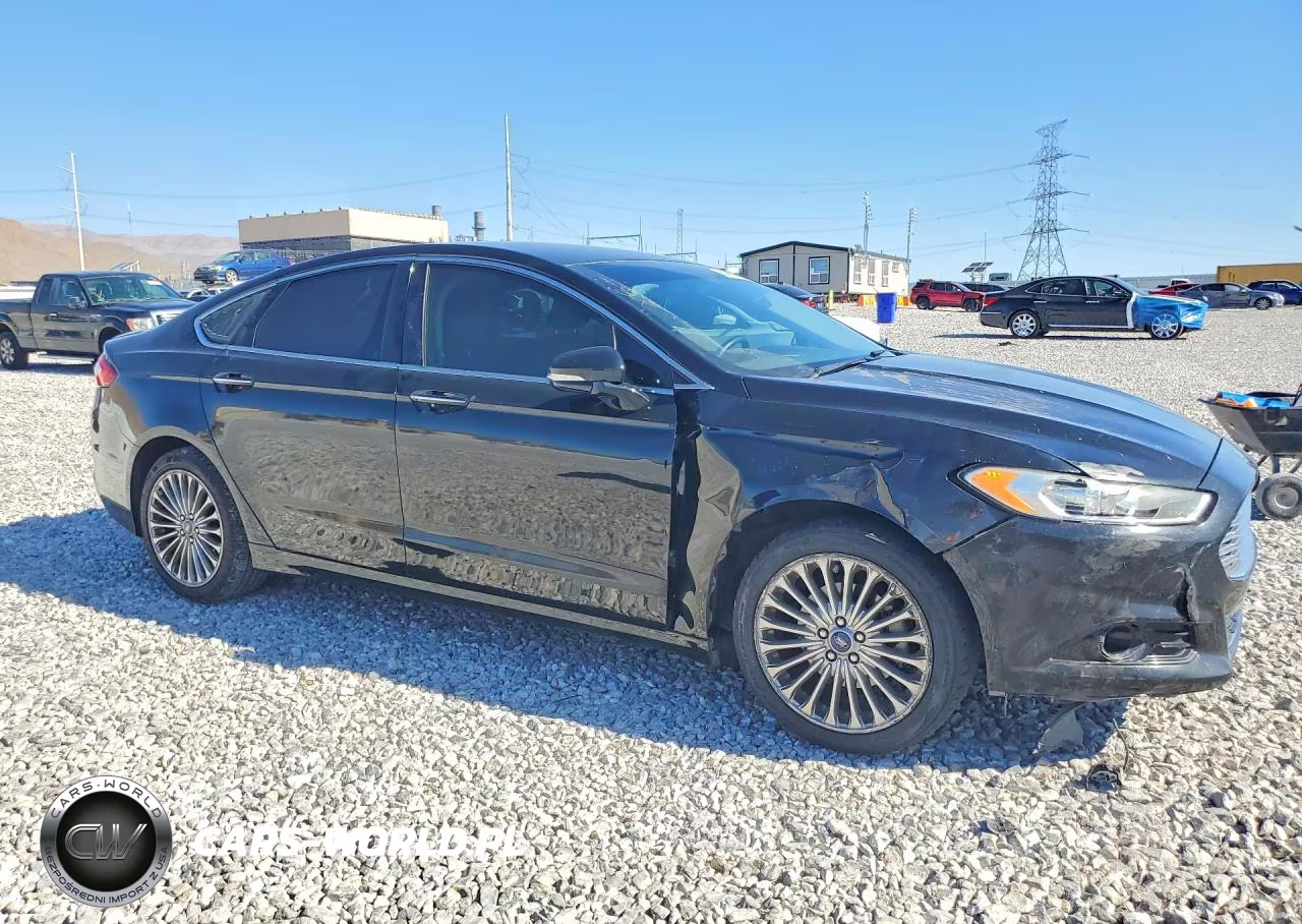 2016 Ford Fusion Titanium VIN:3FA6P0K90GR316919 - 4