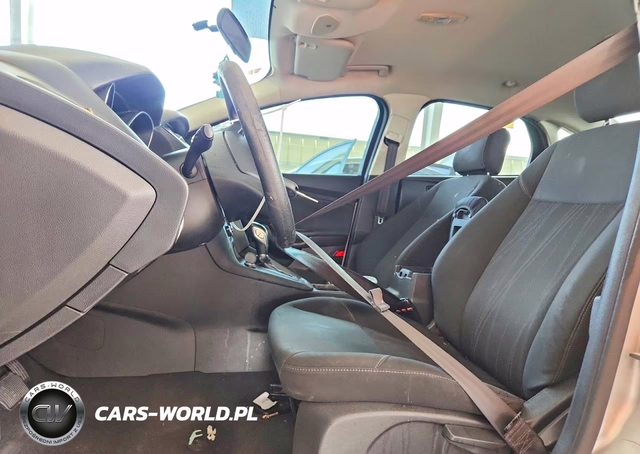 2015 Ford Focus Se VIN:1FADP3F27FL237847 - 7