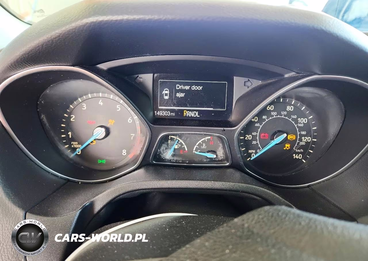 2015 Ford Focus Se VIN:1FADP3F27FL237847 - 9