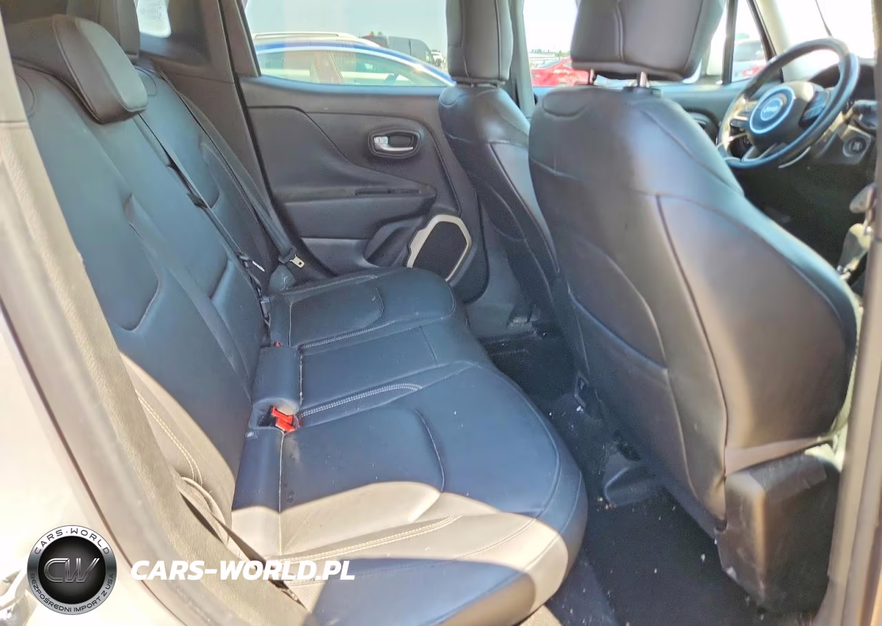 2015 Jeep Renegade Limited VIN:ZACCJBDT0FPB60200 - 10