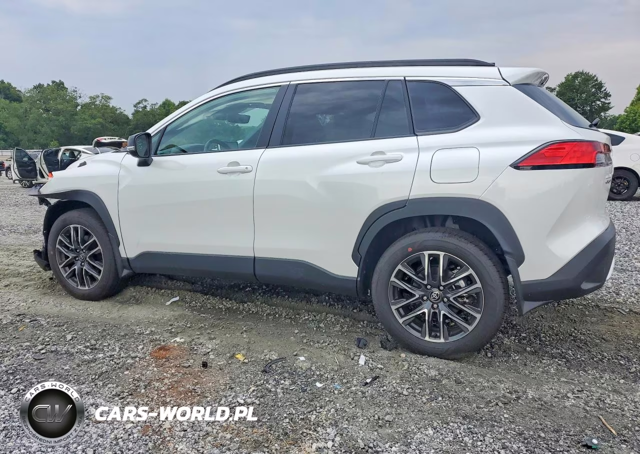 2026 Toyota Corolla Cross Xle VIN:7MUDAAAG0TV157681 - 2