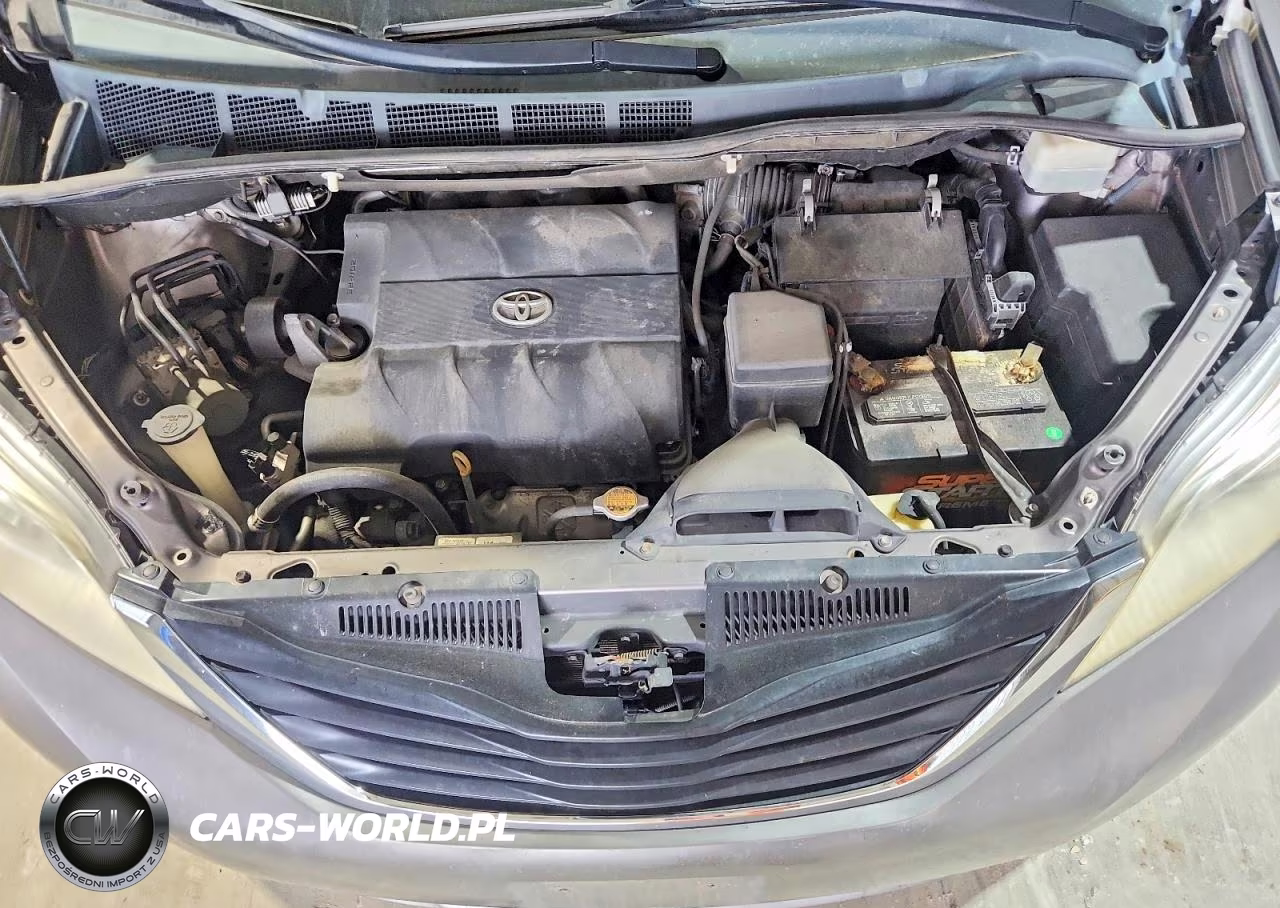 2013 Toyota Sienna Le VIN:5TDKK3DC6DS370168 - 12