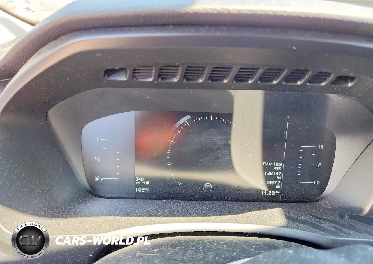 2018 Volvo Xc90 T5 VIN:YV4102PK9J1364241 - 9