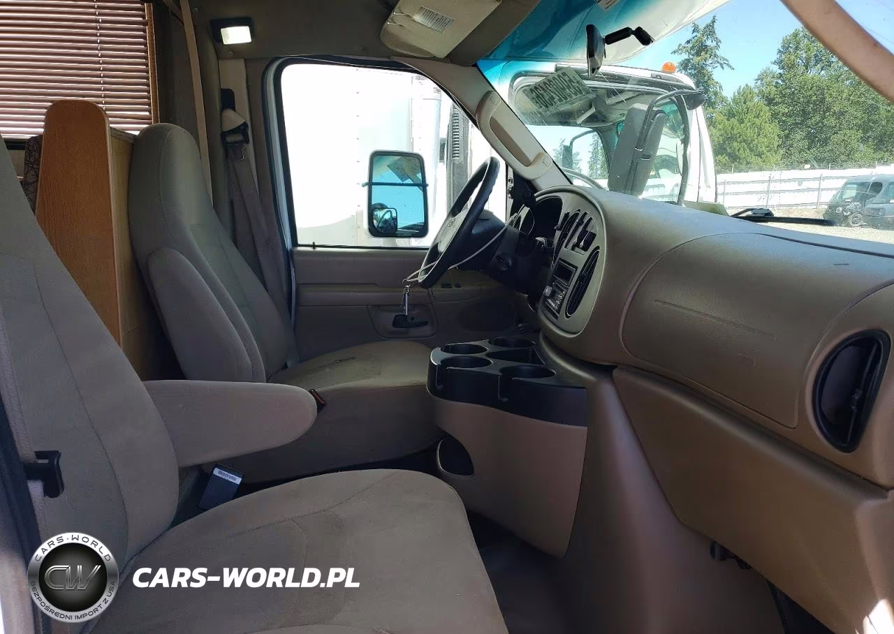 2007 Ford Econoline E450 Super Duty Cutaway Van VIN:1FDXE45S37DA58569 - 5