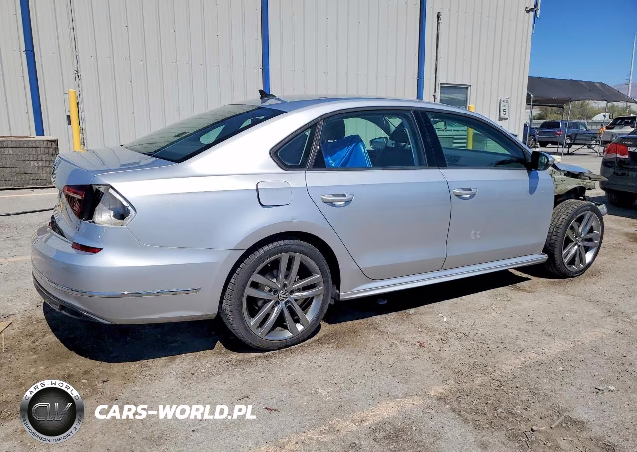 2018 Volkswagen Passat S VIN:1VWAA7A35JC039781 - 3