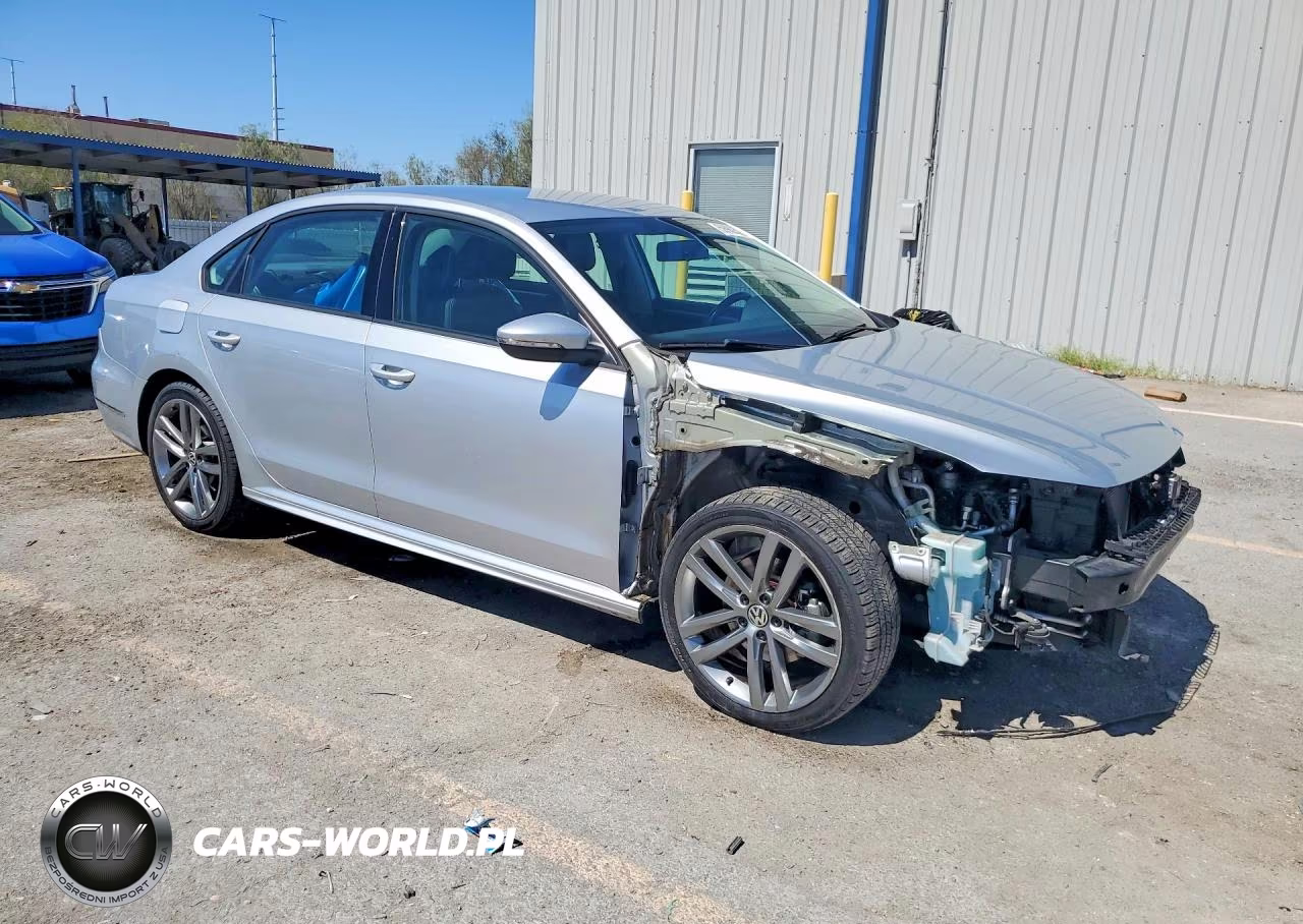 2018 Volkswagen Passat S VIN:1VWAA7A35JC039781 - 4
