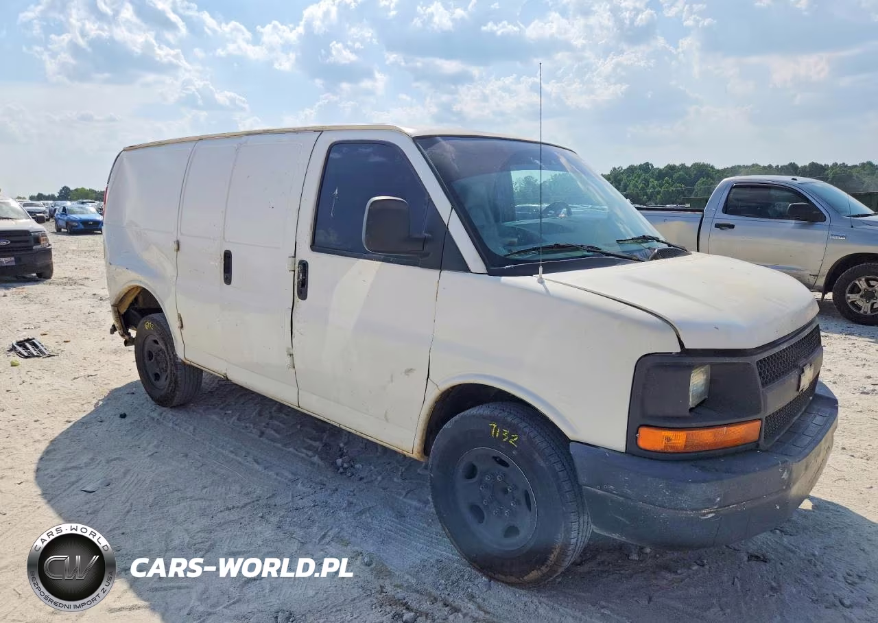 2007 Chevrolet Express 2500 Delivery Van VIN:1GCGG25VX71158117 - 4