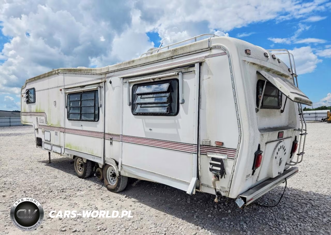1990 Carriage Camper VIN:16F63B4R5M1009153 - 3