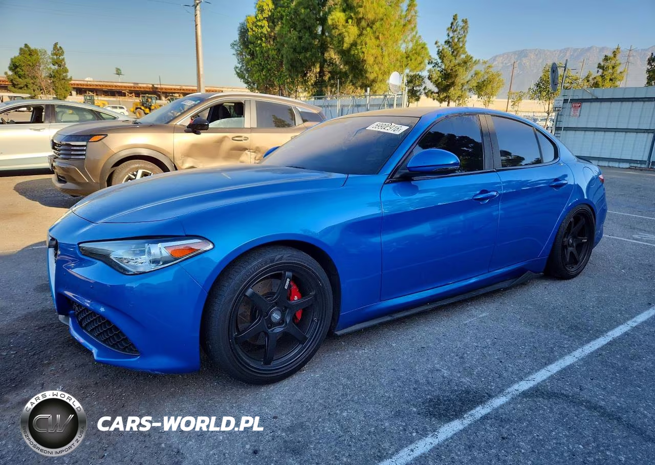 2019 Alfa Romeo Giulia Ti – zdjęcie 1 z 13