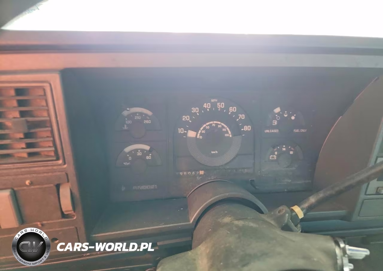 1990 Chevrolet Gmt-400 C1500 VIN:1GCDC14K2LZ267599 - 9
