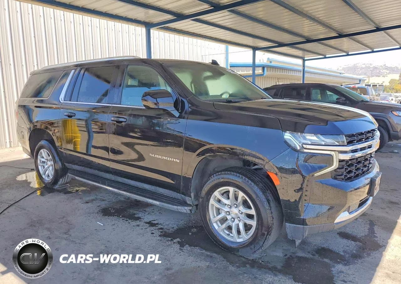 2023 Chevrolet Suburban K1500 Ls VIN:1GNSKBKD5PR226479 - 4