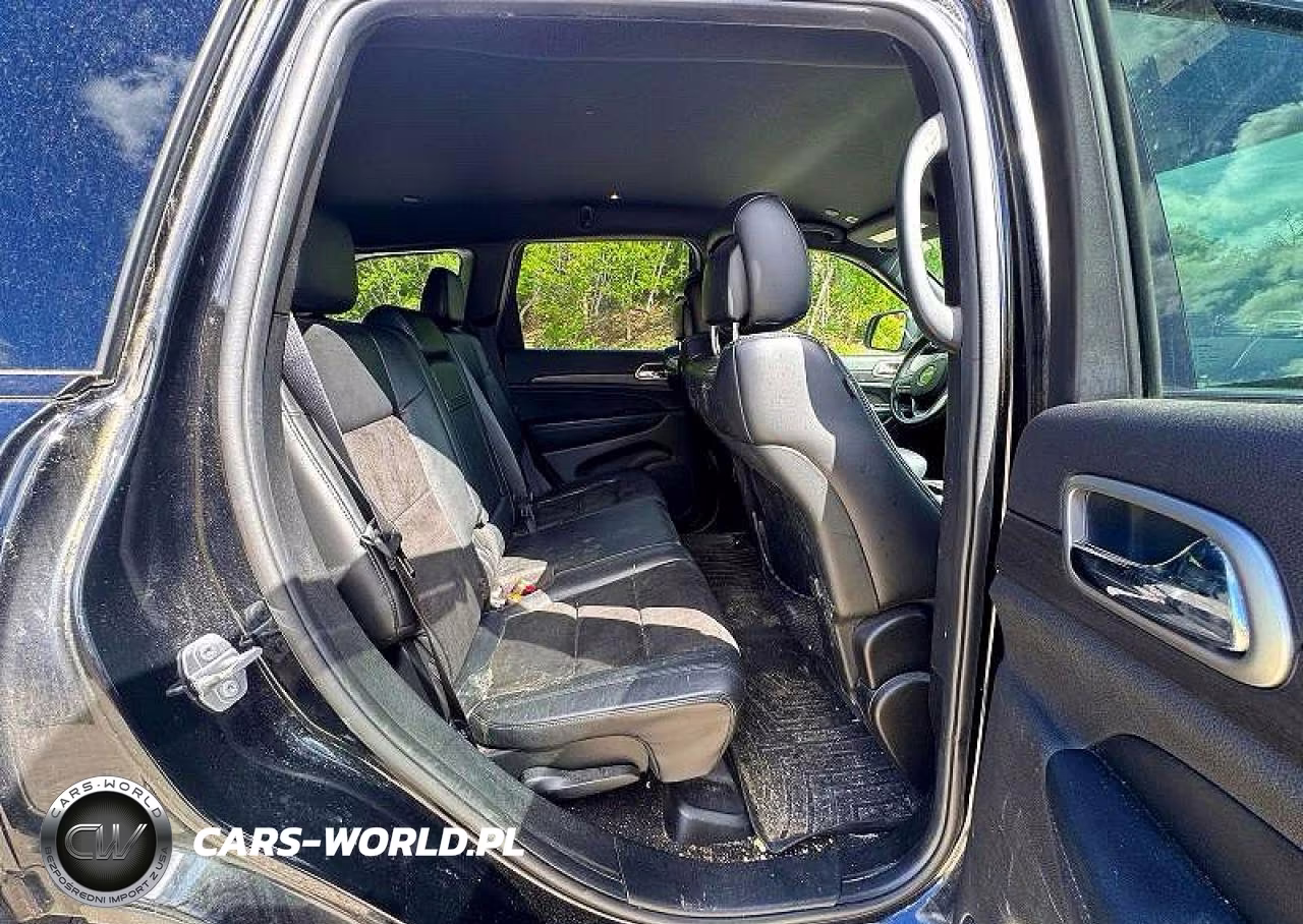 2018 Jeep Grand Cherokee Laredo VIN:1C4RJFAG0JC139919 - 6