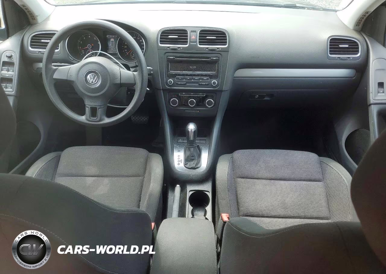 2013 Volkswagen Golf VIN:WVWDB7AJ3DW135830 - 8