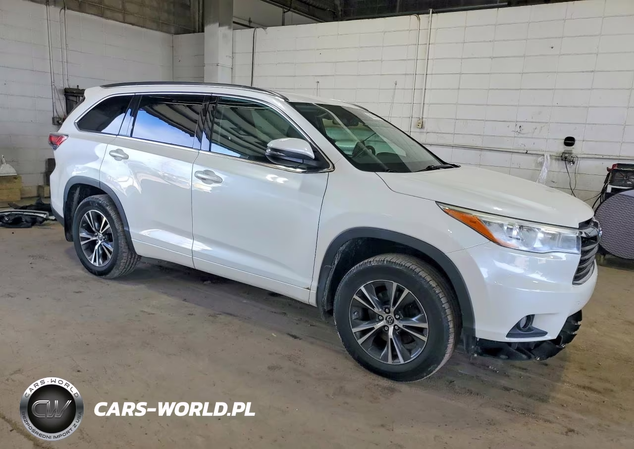 2016 Toyota Highlander Xle VIN:5TDJKRFH8GS229498 - 4