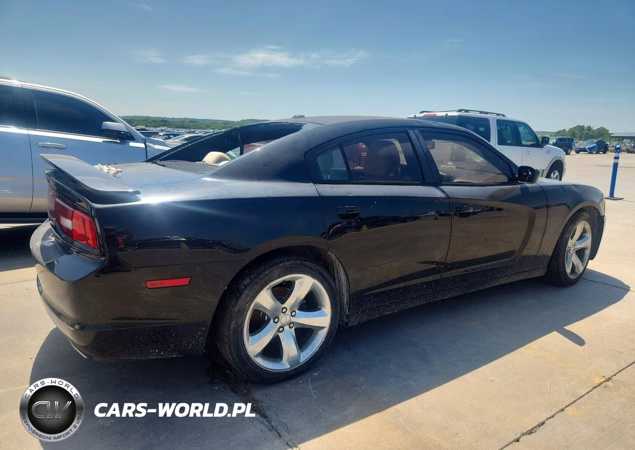 2013 Dodge Charger Se VIN:2C3CDXBG3DH512538 - 3