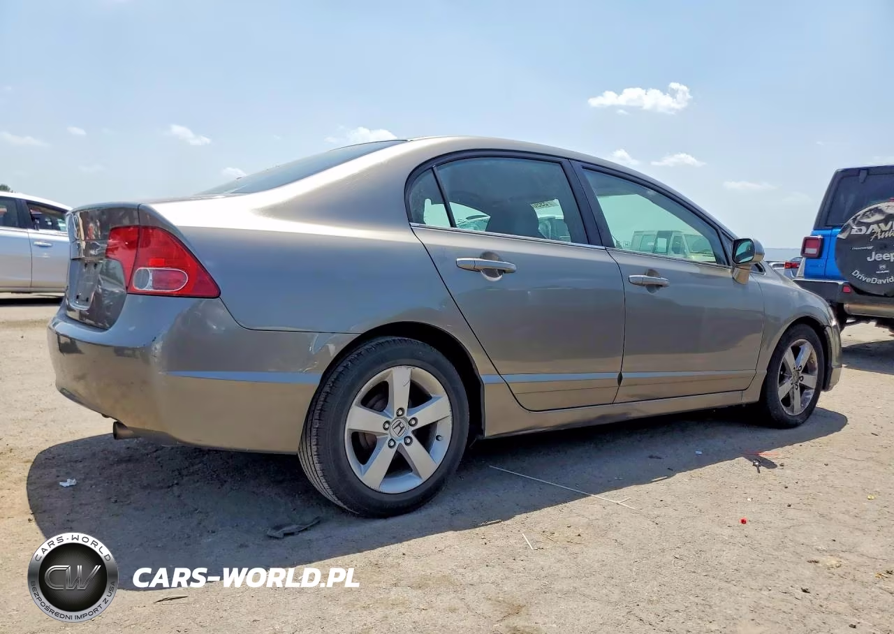 2007 Honda Civic Lx VIN:1HGFA16517L012104 - 3