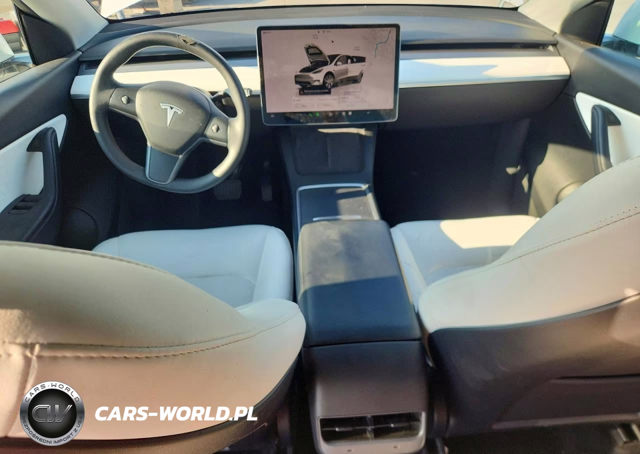 2022 Tesla Model Y VIN:7SAYGDEE2NF419618 - 8