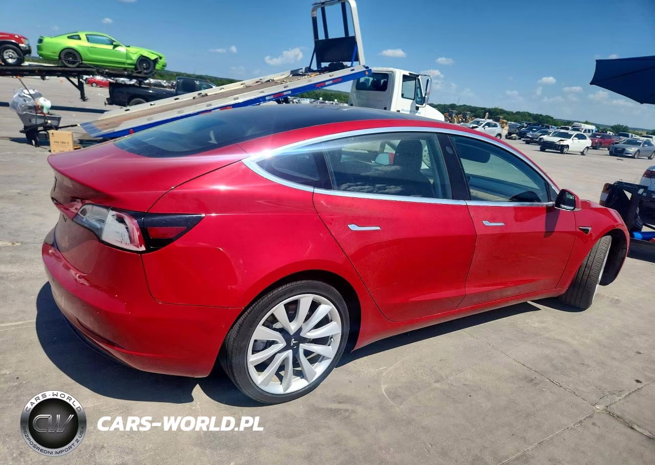 2018 Tesla Model 3 VIN:5YJ3E1EA4JF102961 - 3