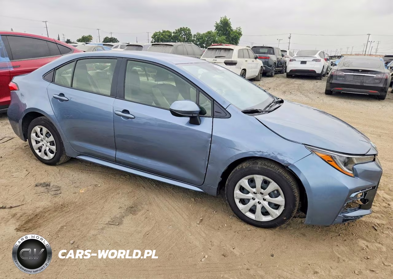 2026 Toyota Corolla Hybrid Hybrid Le VIN:JTDBCMFE0T3128798 - 4