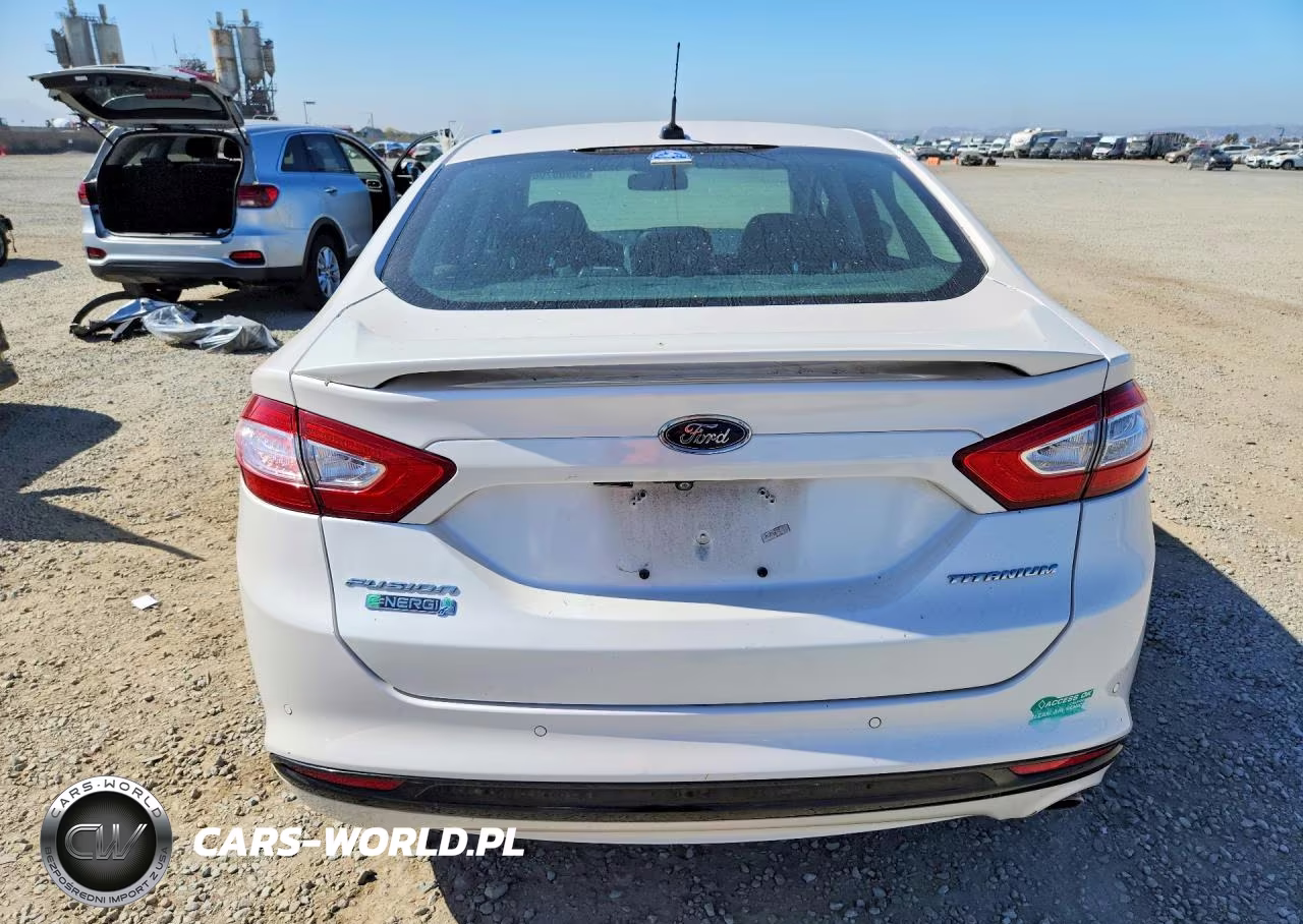 2014 Ford Fusion Titanium Phev VIN:3FA6P0SU8ER329984 - 6