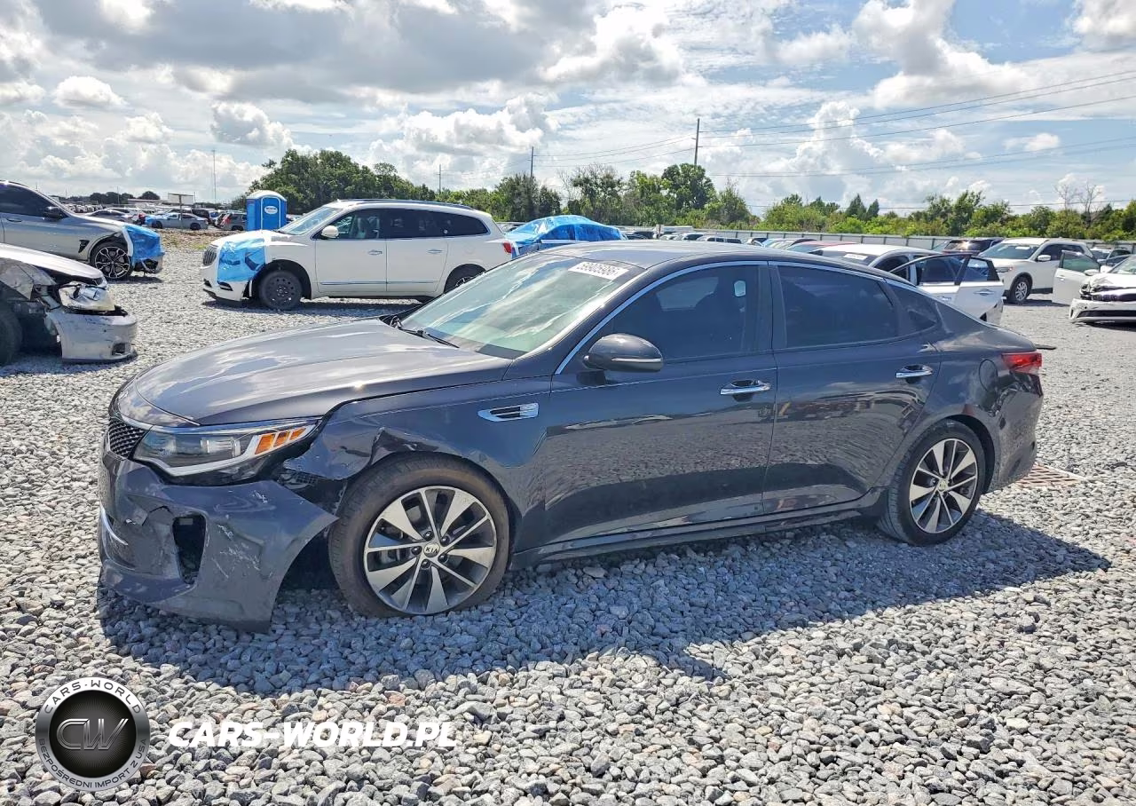 2018 Kia Optima S VIN:5XXGT4L37JG253514 - 1