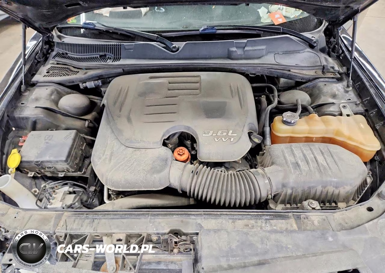 2018 Dodge Challenger Sxt VIN:2C3CDZAG7JH276887 - 11