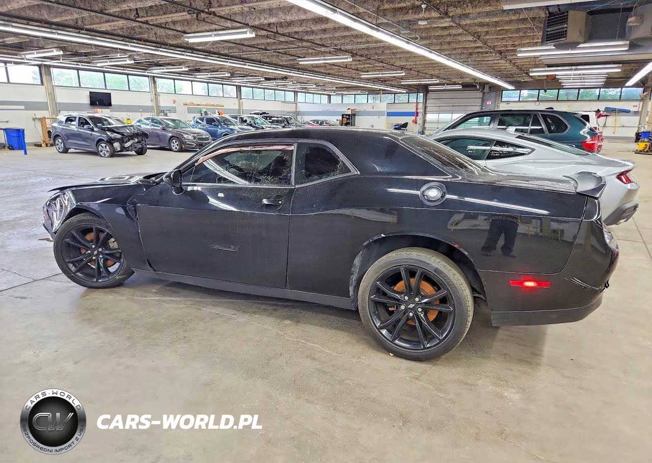 2018 Dodge Challenger Sxt VIN:2C3CDZAG7JH276887 - 2