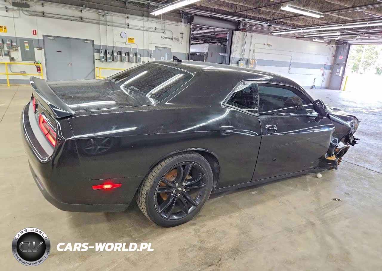 2018 Dodge Challenger Sxt VIN:2C3CDZAG7JH276887 - 3
