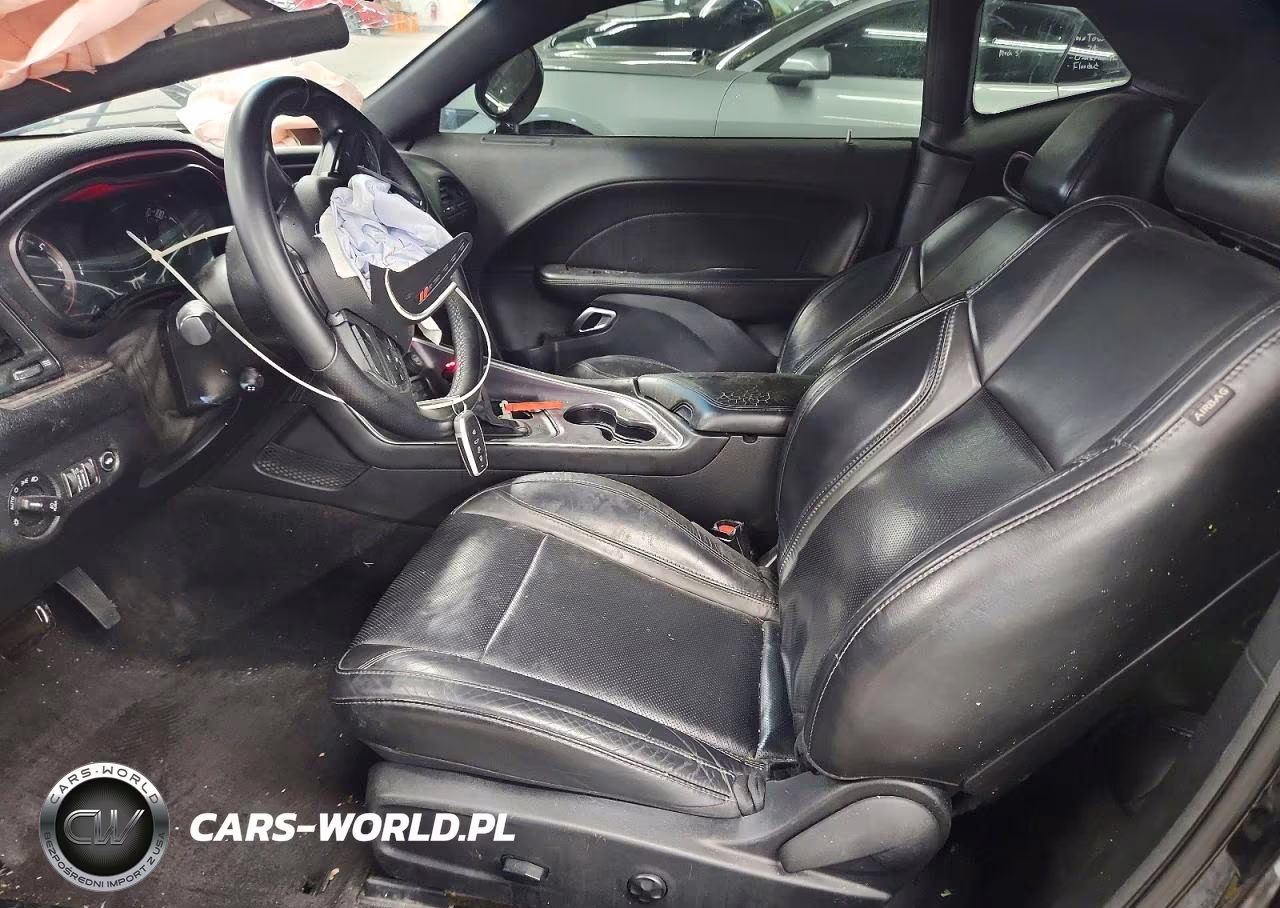 2018 Dodge Challenger Sxt VIN:2C3CDZAG7JH276887 - 7