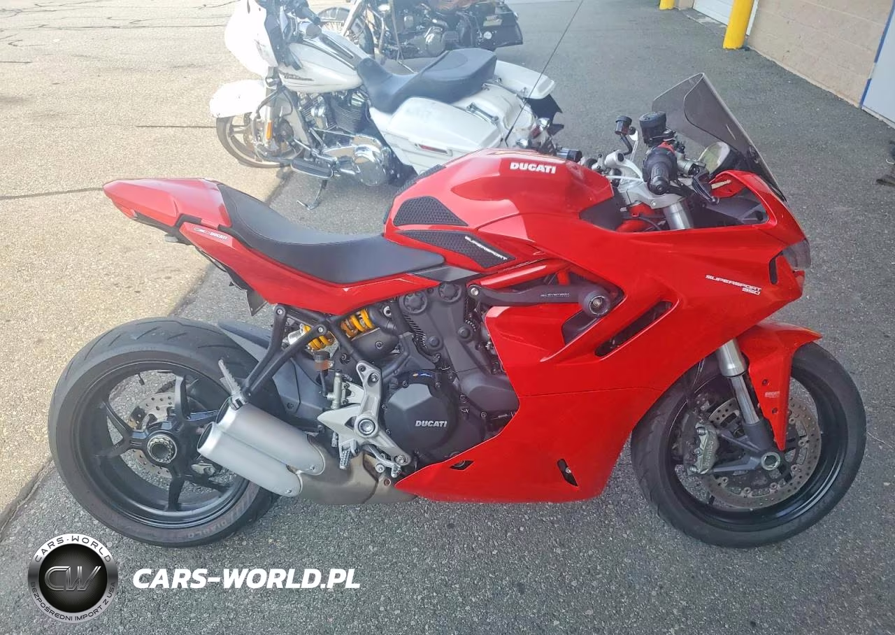 2023 Ducati Supersport – zdjęcie 1 z 9