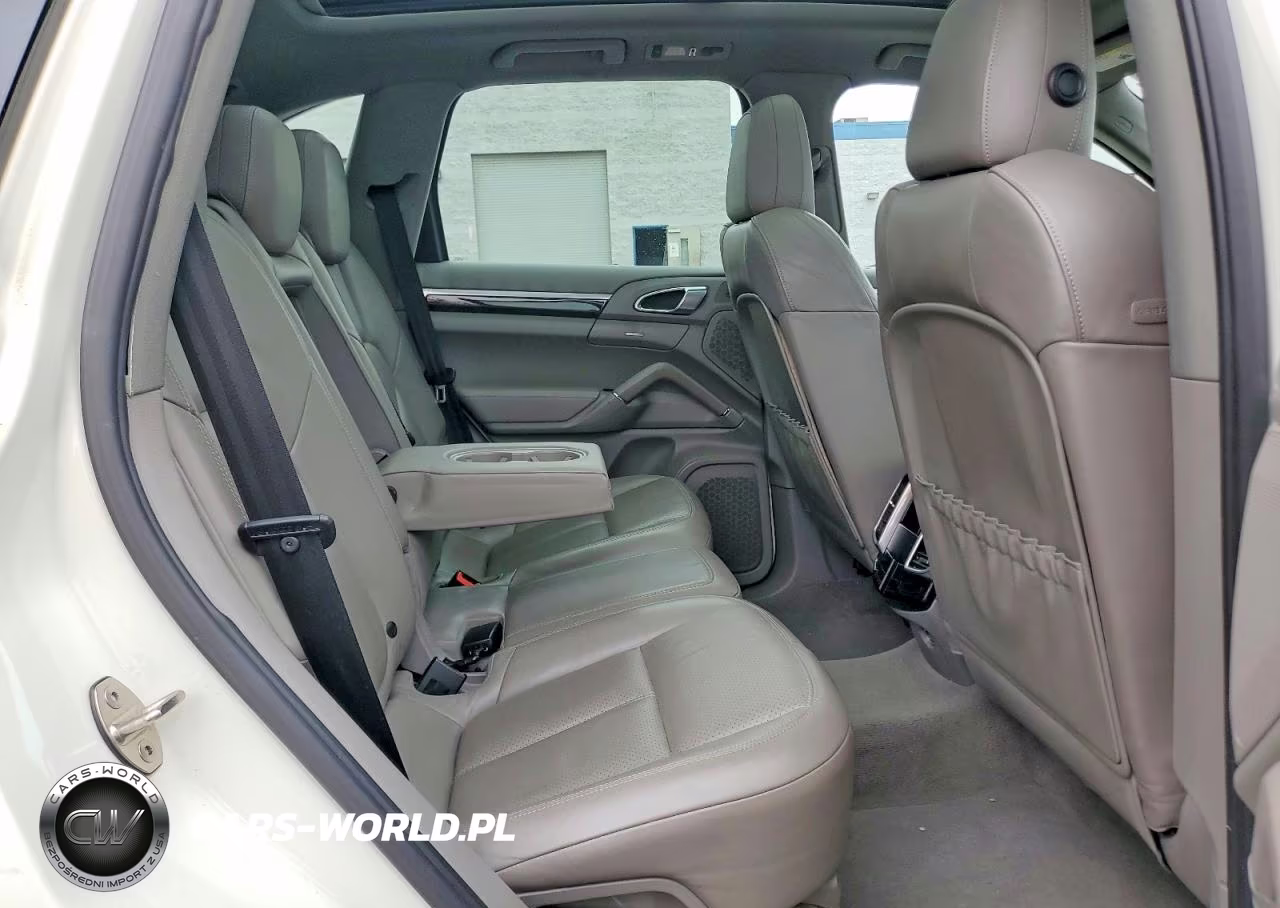 2012 Porsche Cayenne S VIN:WP1AB2A23CLA44277 - 11