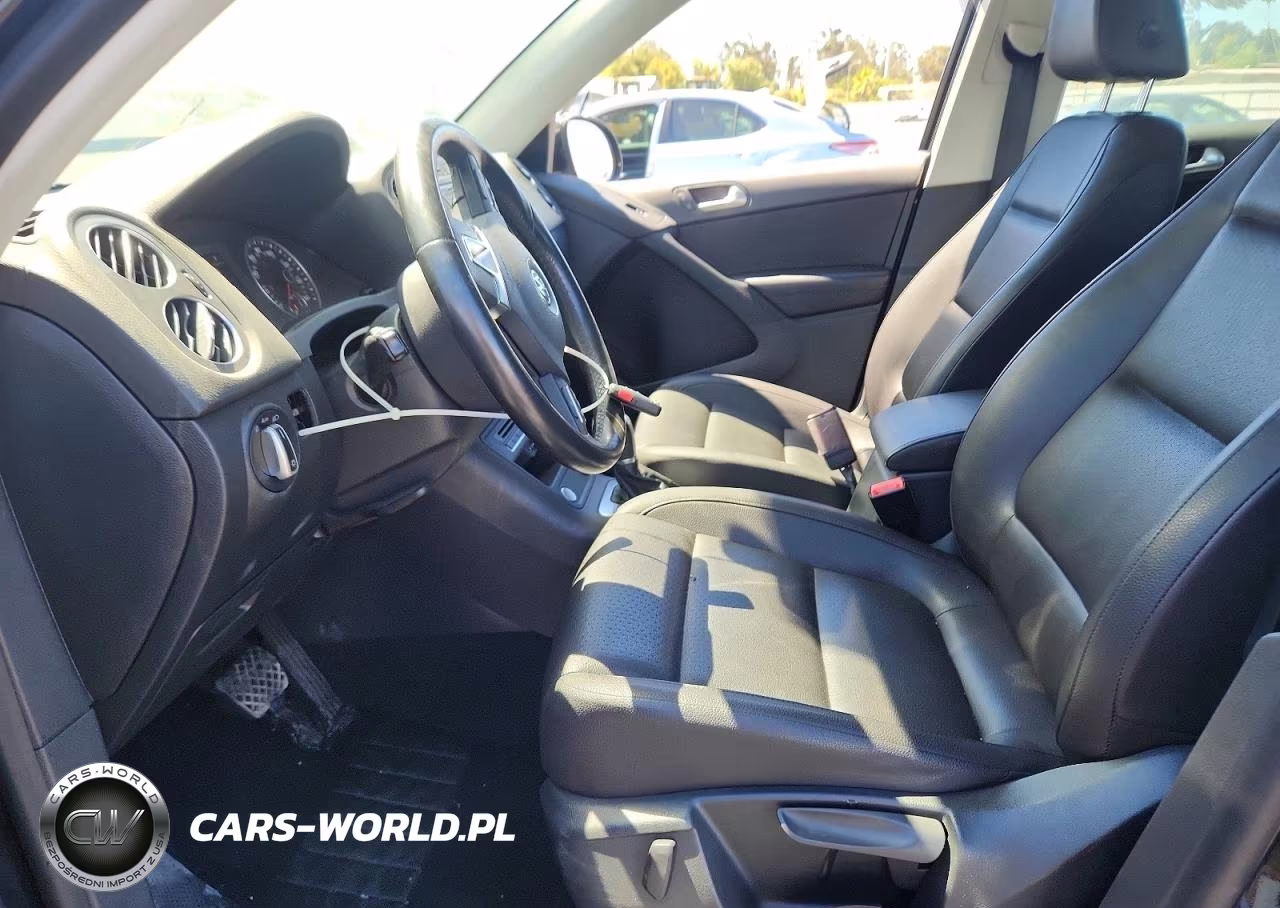 2017 Volkswagen Tiguan S VIN:WVGBV7AX2HK027954 - 7