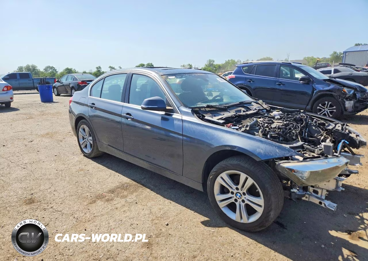 2017 BMW 330 Xi VIN:WBA8D9G58HNT90791 - 4