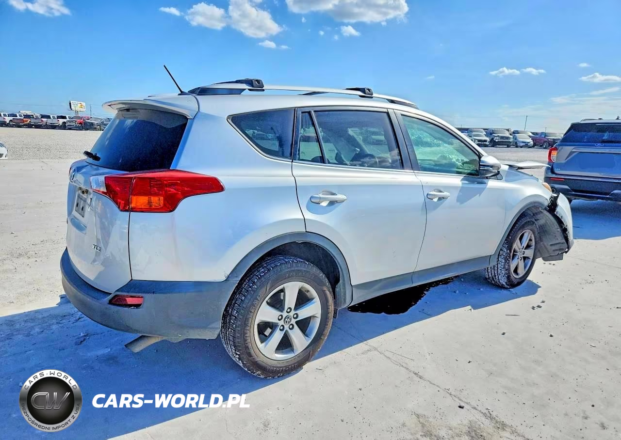 2015 Toyota Rav4 Xle VIN:2T3WFREV3FW142350 - 3