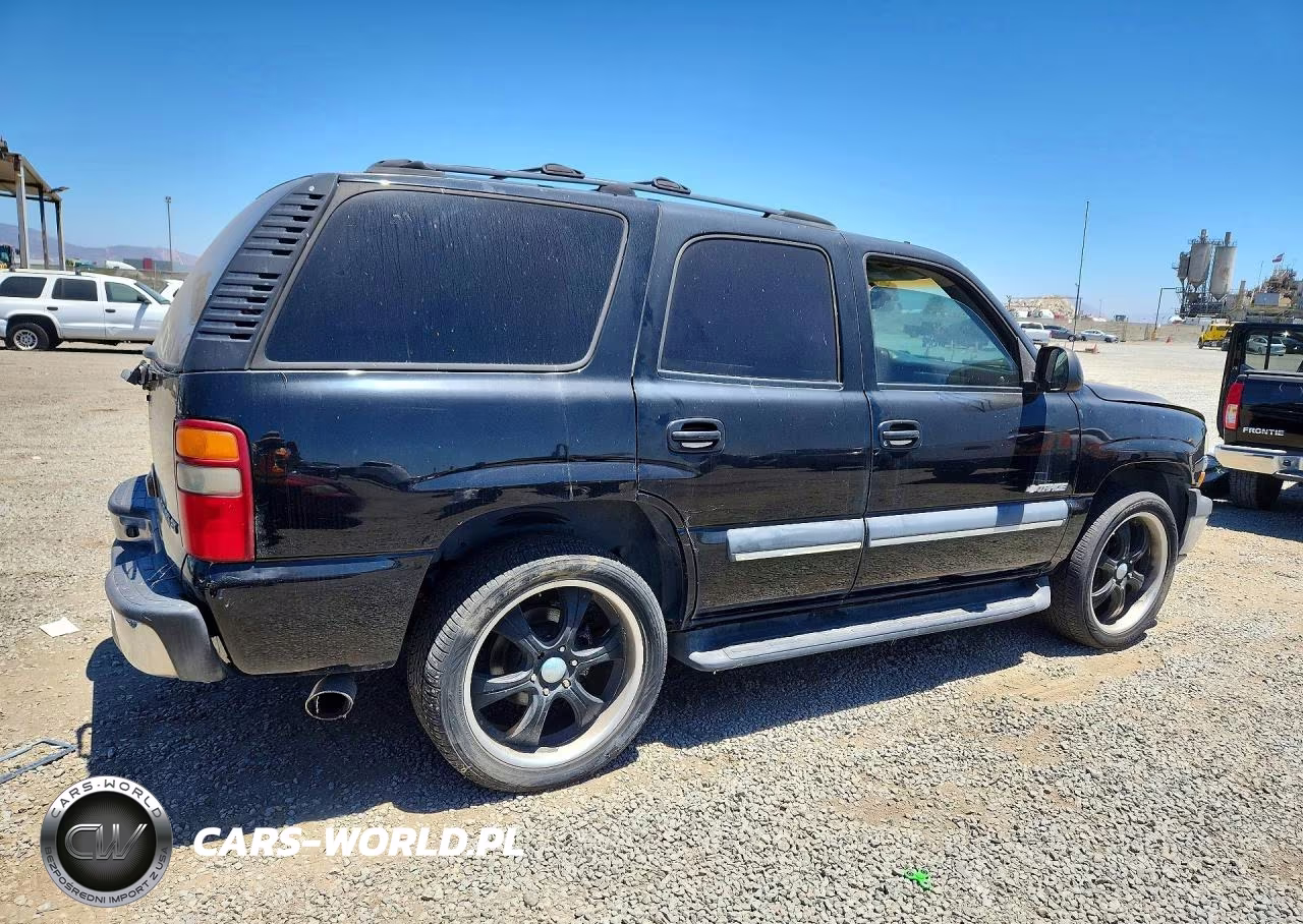 2003 Chevrolet Tahoe C1500 VIN:1GNEC13Z53R200344 - 3