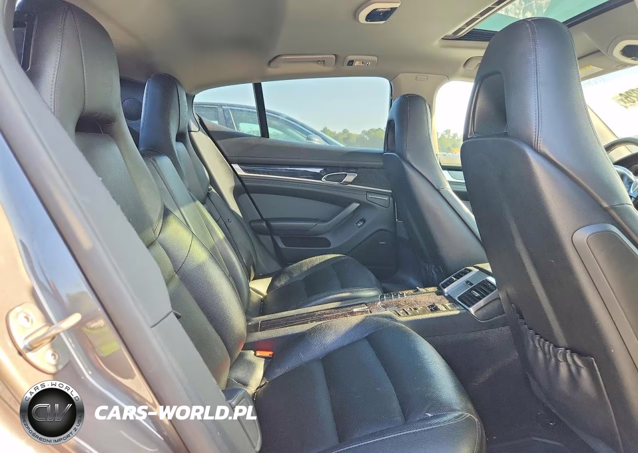 2016 Porsche Panamera 2 VIN:WP0AA2A79GL004582 - 10