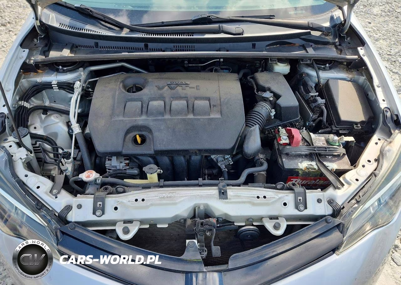 2018 Toyota Corolla Le VIN:5YFBURHE3JP834787 - 11