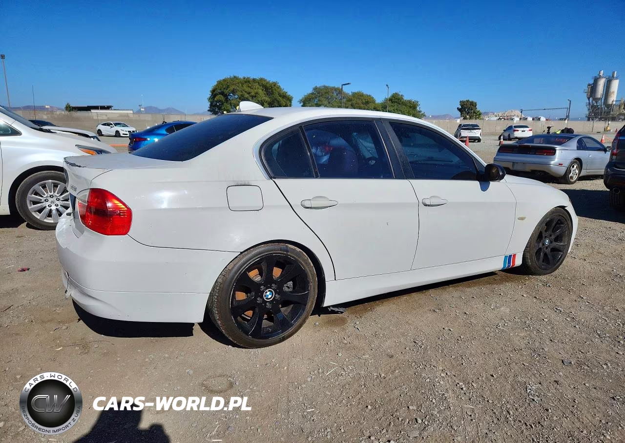 2006 BMW 330 I VIN:WBAVB33596PS17861 - 3