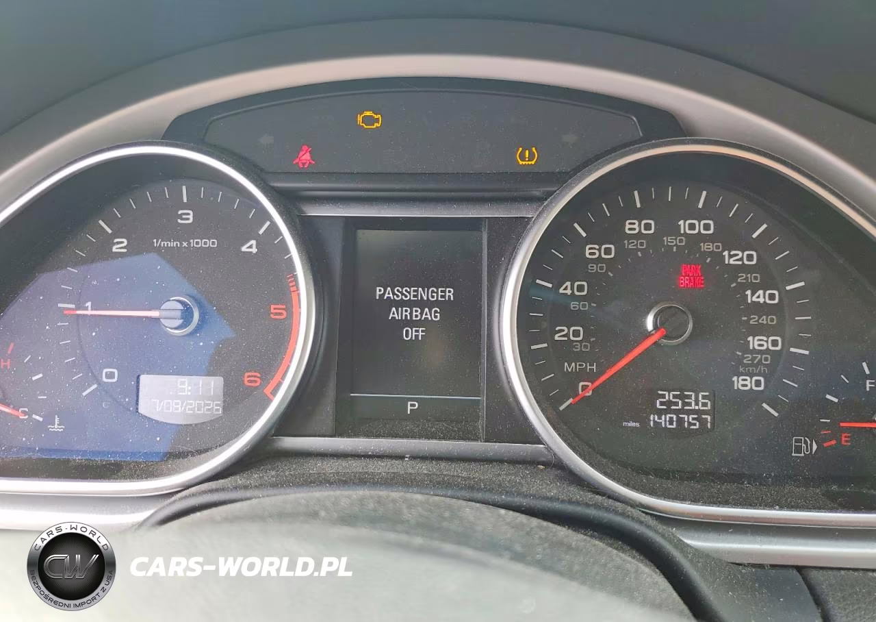 2012 Audi Q7 Premium Plus VIN:WA1LMAFE6CD008170 - 9