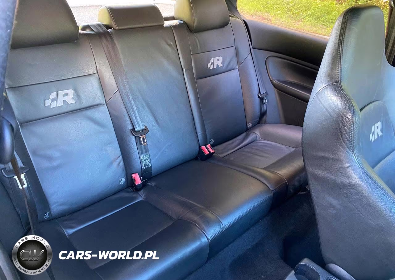 2004 Volkswagen R32 VIN:WVWKG61J34D133137 - 8