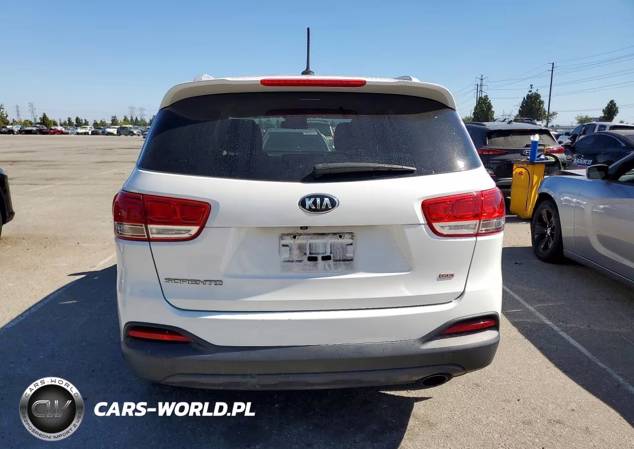 2017 Kia Sorento Lx VIN:5XYPG4A33HG214352 - 6