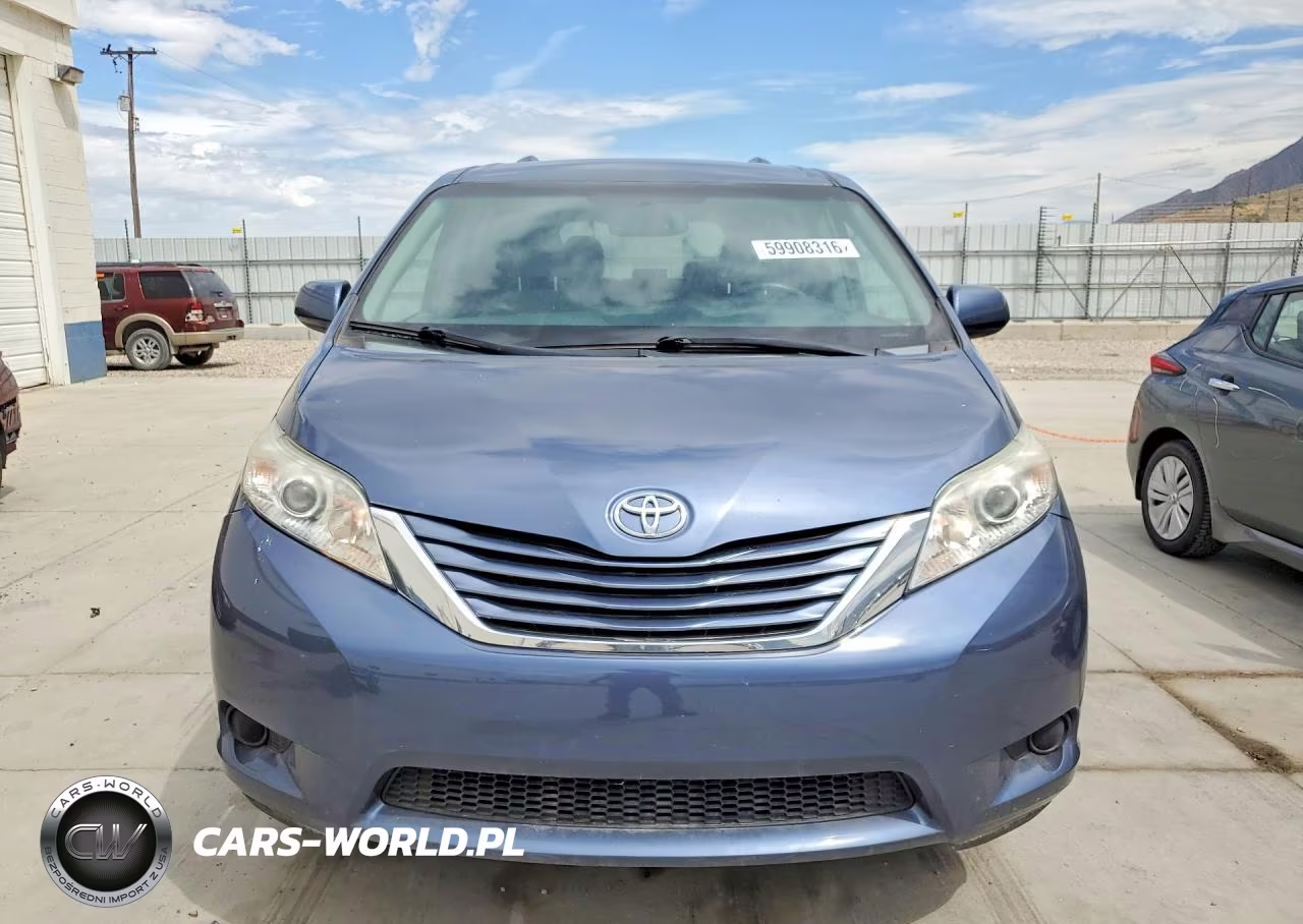 2015 Toyota Sienna Le VIN:5TDKK3DC6FS582653 - 5