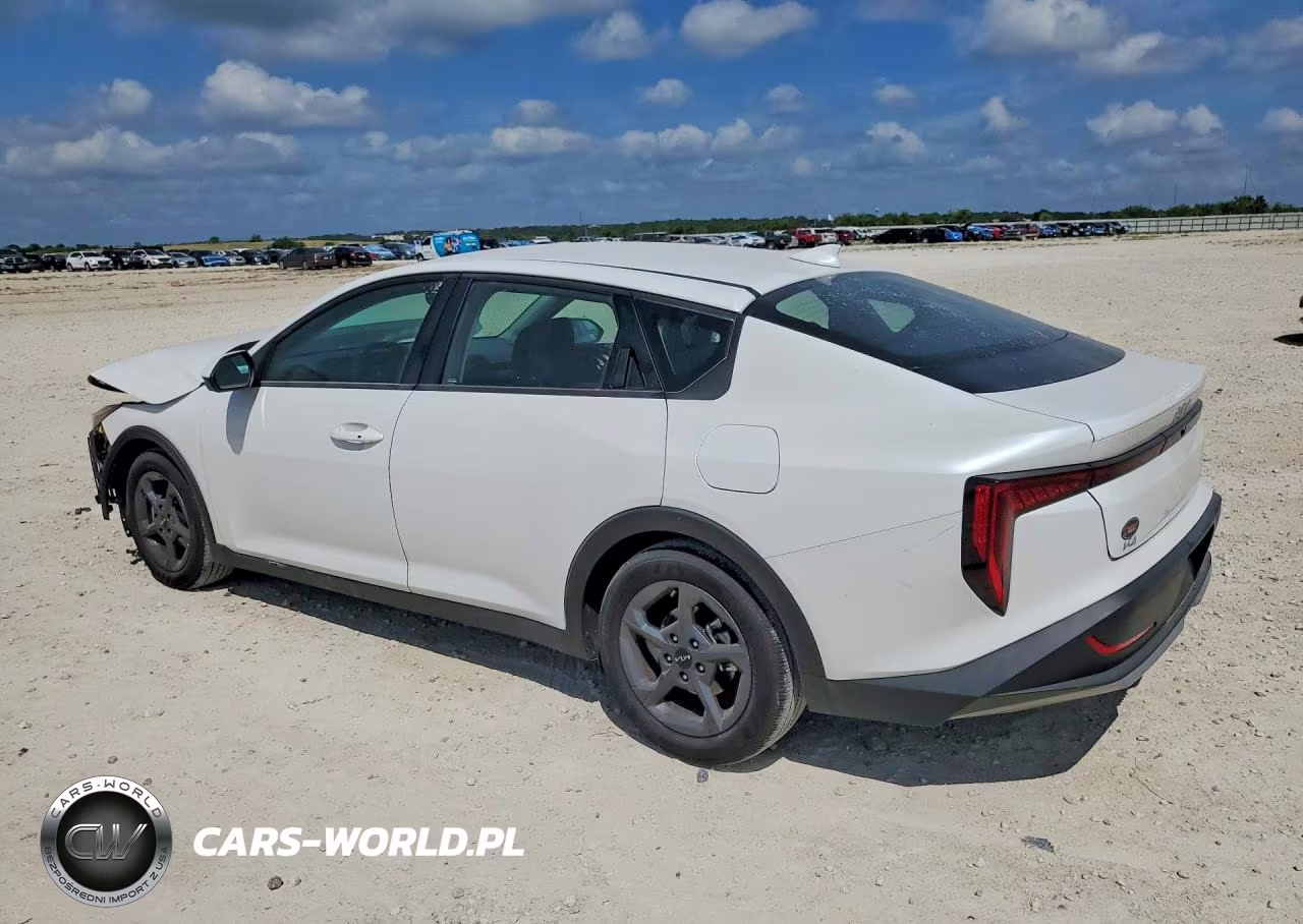 2025 Kia K4 Lxs VIN:3KPFT4DE4SE115886 - 2