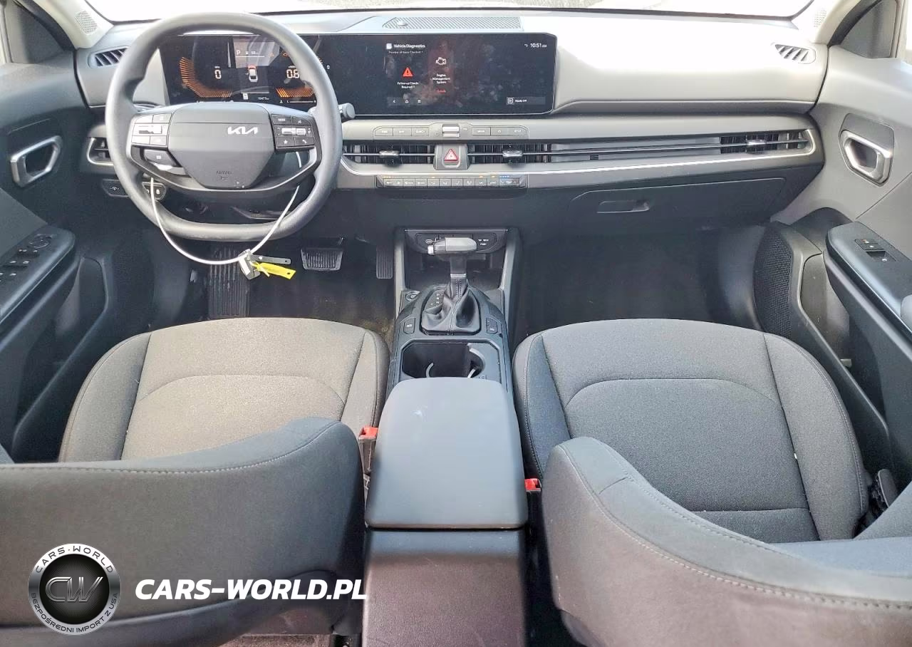 2025 Kia K4 Lxs VIN:3KPFT4DE4SE115886 - 8
