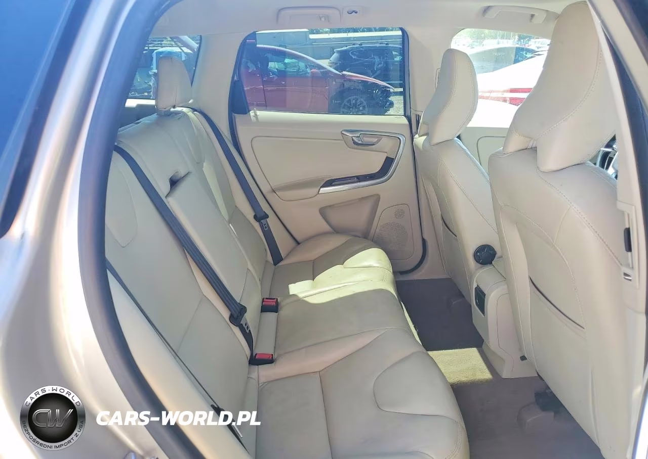 2015 Volvo Xc60 T5 Premier Plus VIN:YV426MDC1F2616691 - 11