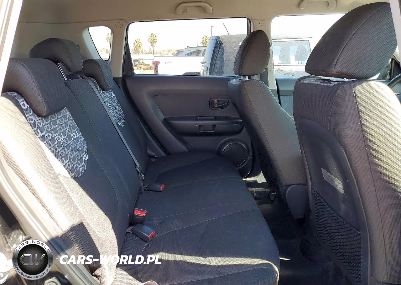 2010 Kia Soul + VIN:KNDJT2A24A7059696 - 10